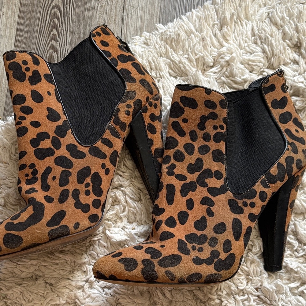 DV by Dolce Vita Brown and Black Heeled Boots